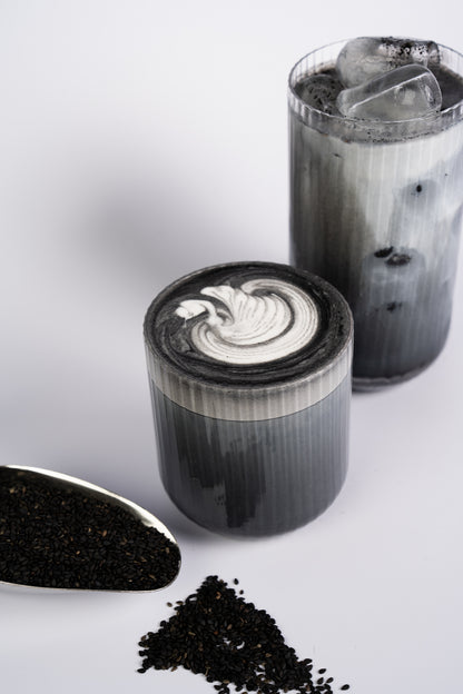 La Main Noire - Black Sesame Latte Barista